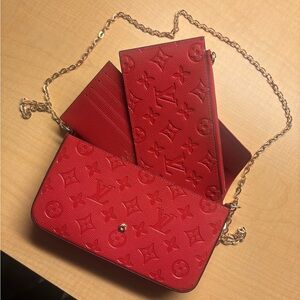 Elegant Red Crossbody Bag with Gold Chain